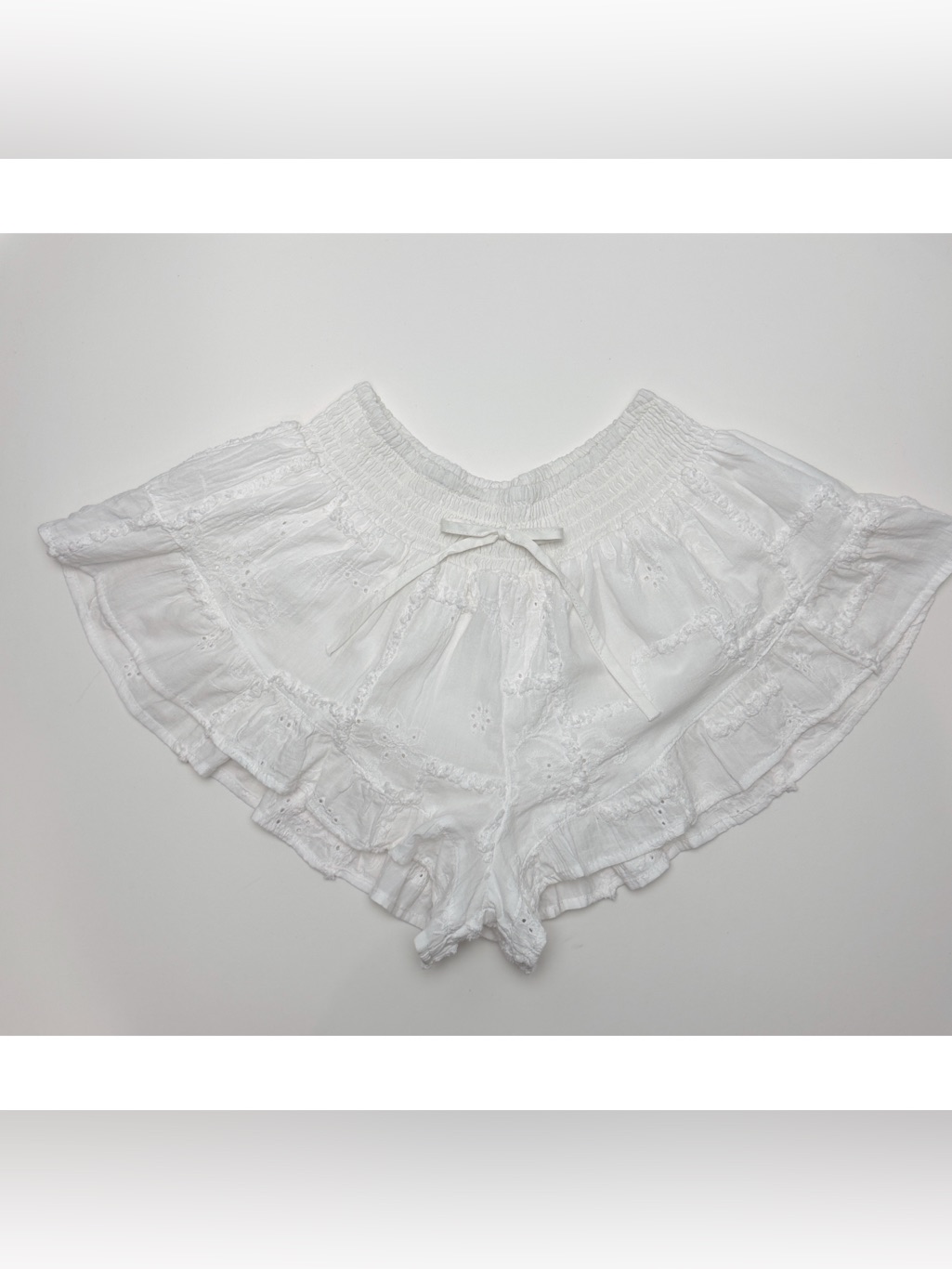 Ocean Drive White Eyelet Embroidered Smocked Ruffle Skort - Size Medium